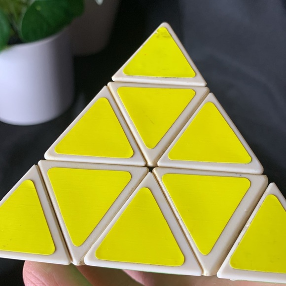 VTG 1981 Pyraminx by TOMY 3D Pyramid Triangle Puzzle Rubiks Cube brain teaser - Picture 10 of 12